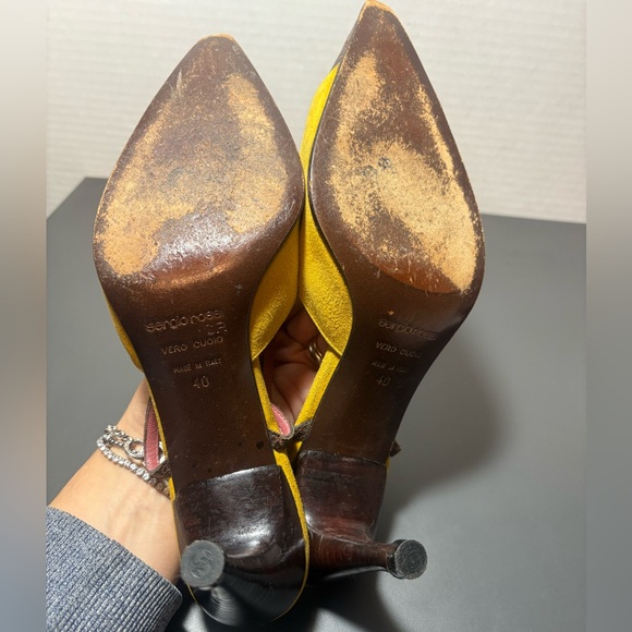 SERGIO ROSSI Vintage Suede and Leather Ankle Strap Heels - Picture 6 of 13